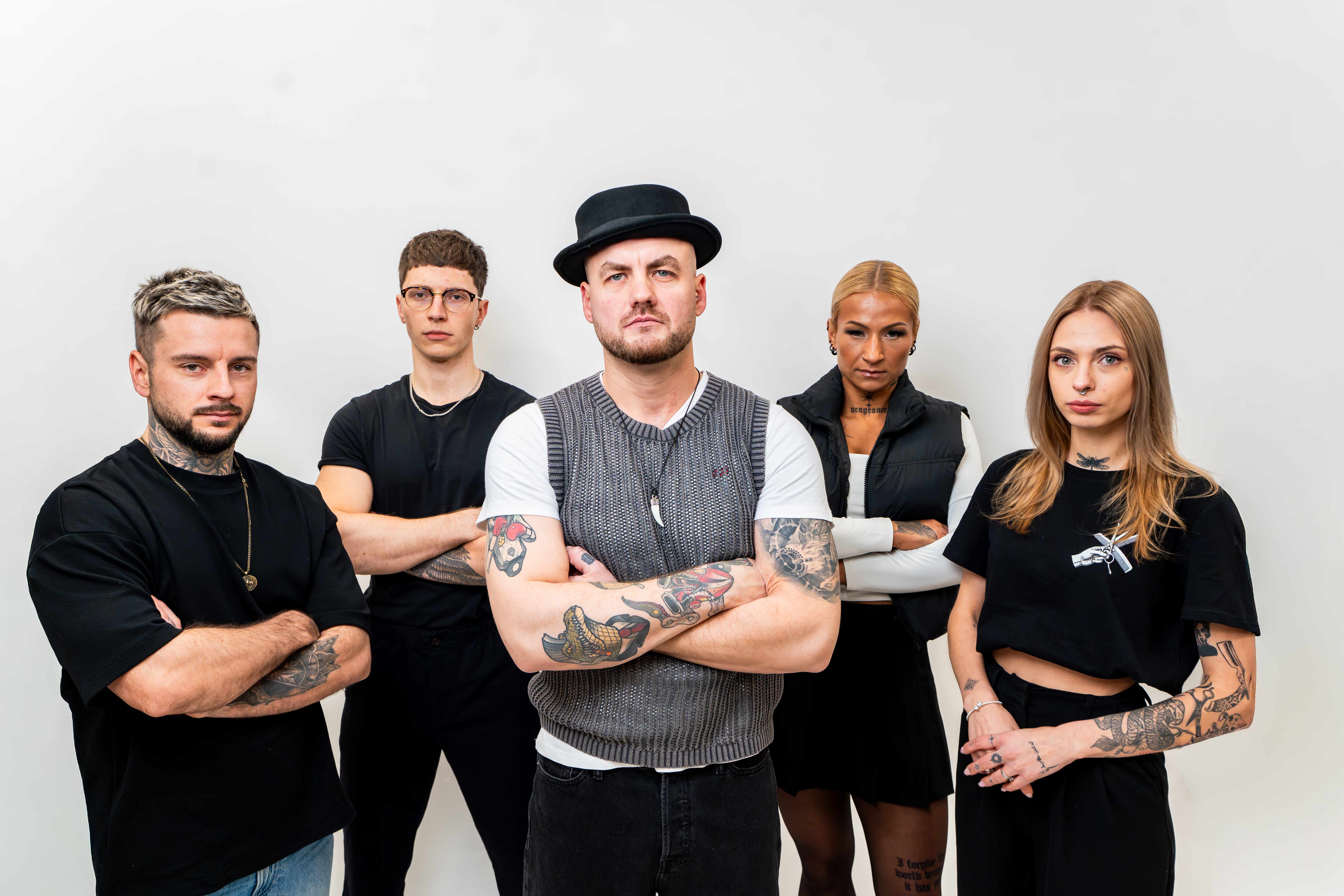 Ponas Aligatorius komanda - Ponas Aligatorius barbershop Vilnius